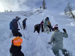 winter_life_camp_3a_09